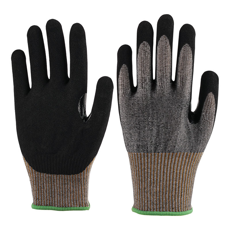 Gants de jardinage en nitrile calibre 13 A4 + renforcement de la bouche du tigre + adhésif givré imprégné de nitrile